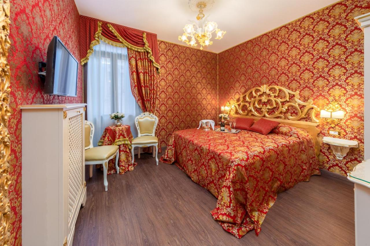 La Veneziana Boutique Rooms Exterior photo